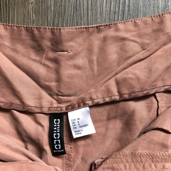 🌞3 for $25🌞 | High Waisted Paperbag Trouser Shorts - Picture 4 of 5